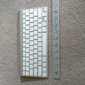 Apple Bluetooth Small Keyboard
